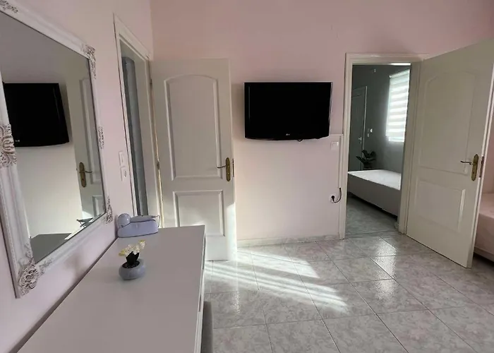 Sunny House Ferienhaus *