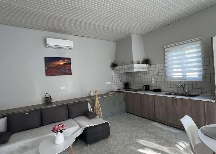 Sunny House Kremastí