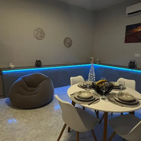 Sunny House *