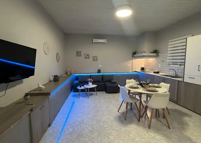 Sunny House Kremastí