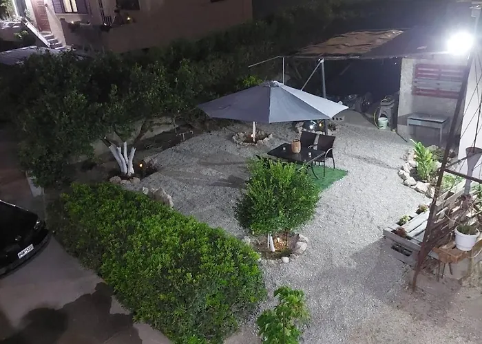 別荘 Sunny House クレマスティ