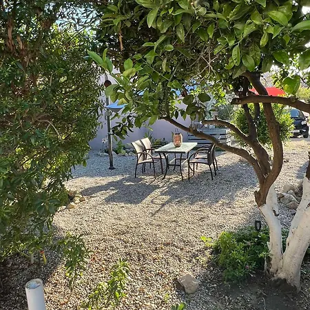 Sunny House Kremastí