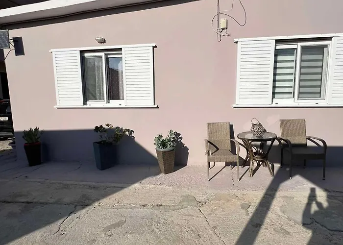 Sunny House * Kremastí